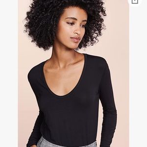 (1557) Splendid Women's Long Sleeve Rayon Jersey Scoop T-Shirt S